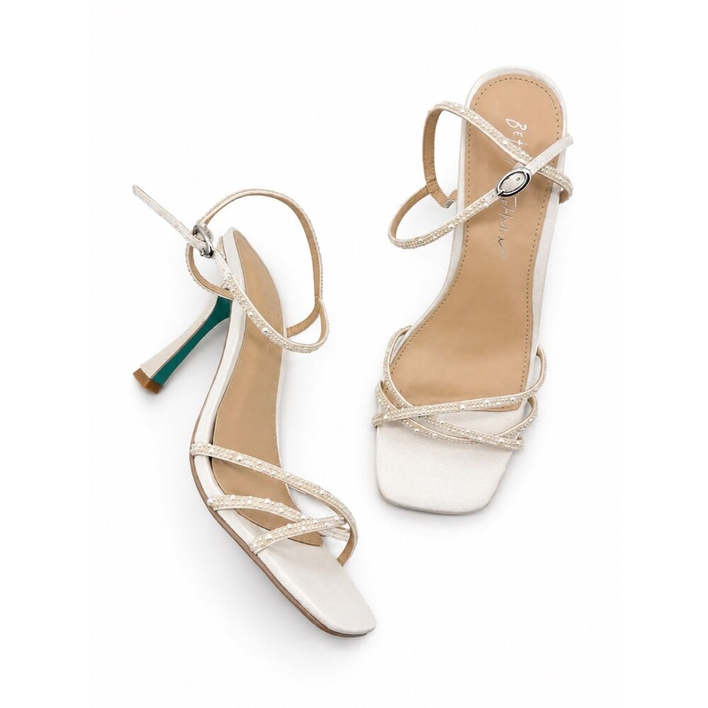 Betsey Johnson Pearl Rhinestone Satin Ankle Strap Heels Size 7.5 SB-PIPRR